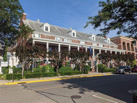 Lowell inn stillwater - Now $154 (Was $̶1̶7̶9̶) on Tripadvisor: Lowell Inn, Stillwater. See 230 traveler reviews, 95 candid photos, and great deals for Lowell Inn, ranked #5 of 8 hotels in Stillwater and rated 3 of 5 at Tripadvisor.